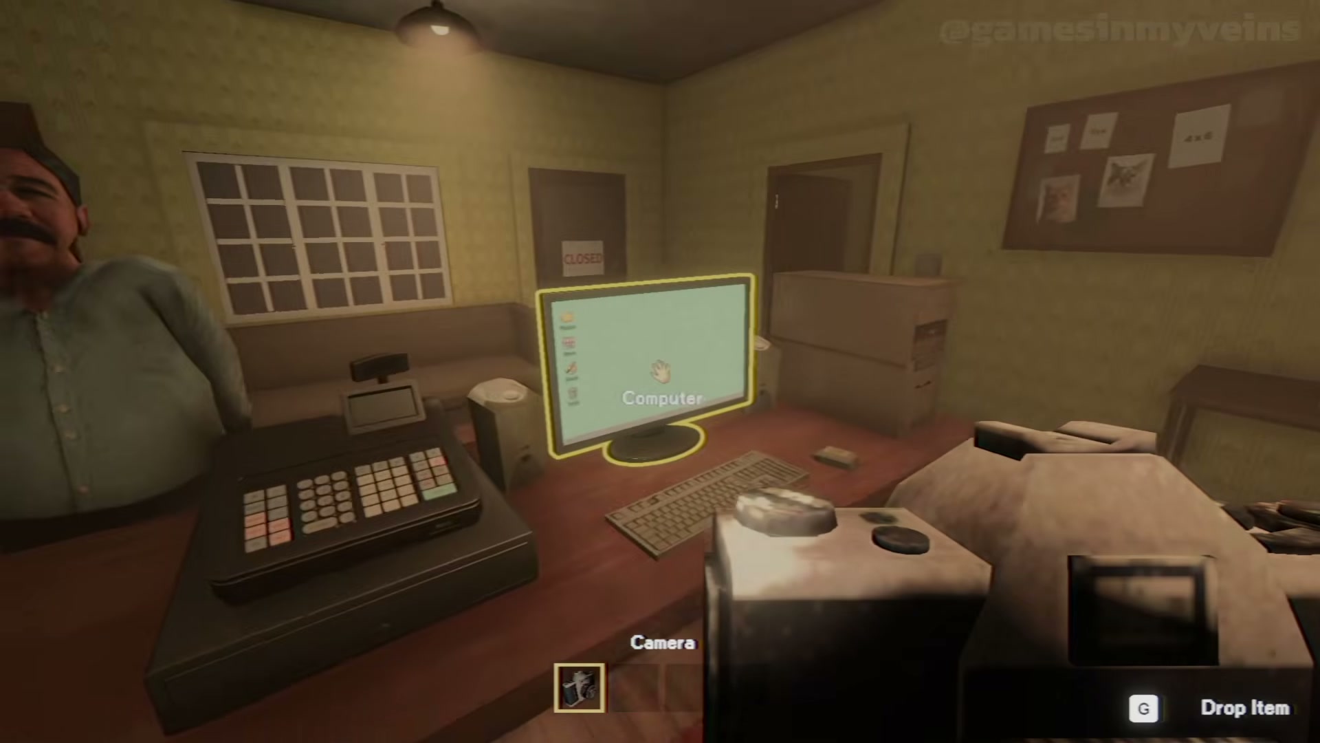Photomaly gameplay reference frame of the camera viewfinder showing a customer on the marked spot.